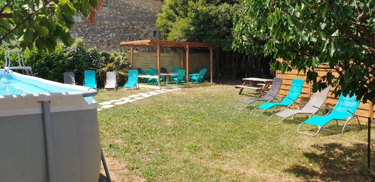Location Saisonniere Apartment Coursan Exterior foto