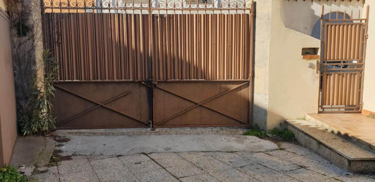 Location Saisonniere Apartment Coursan Exterior foto