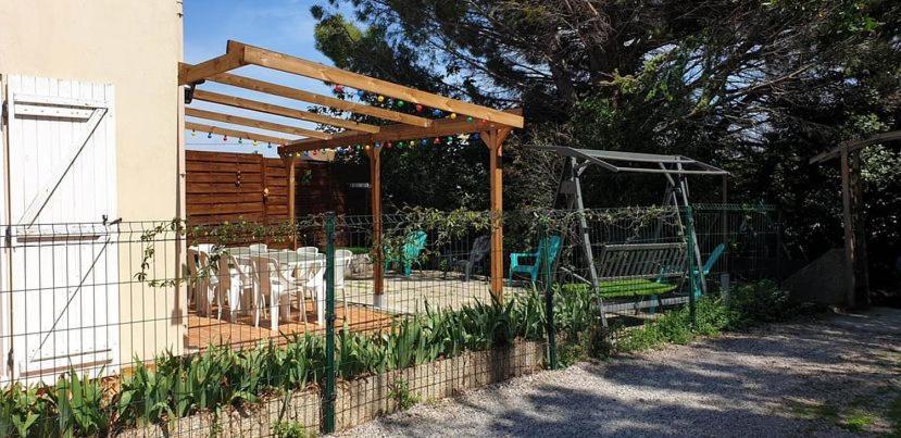 Location Saisonniere Apartment Coursan Exterior foto