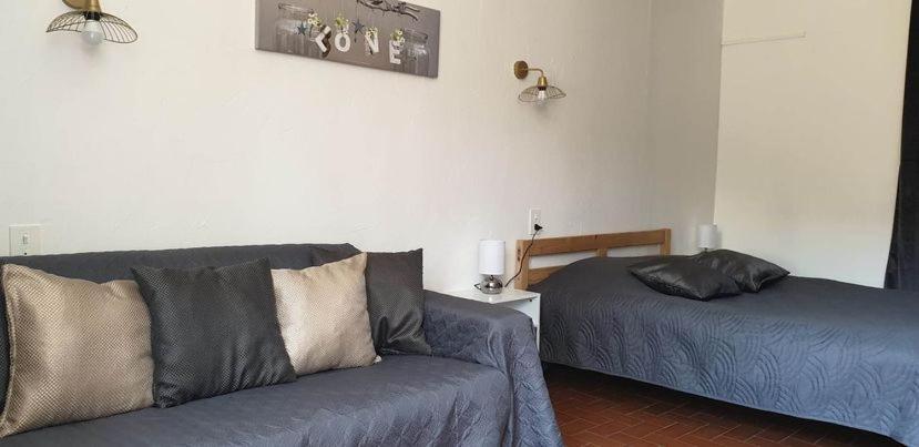 Location Saisonniere Apartment Coursan Exterior foto