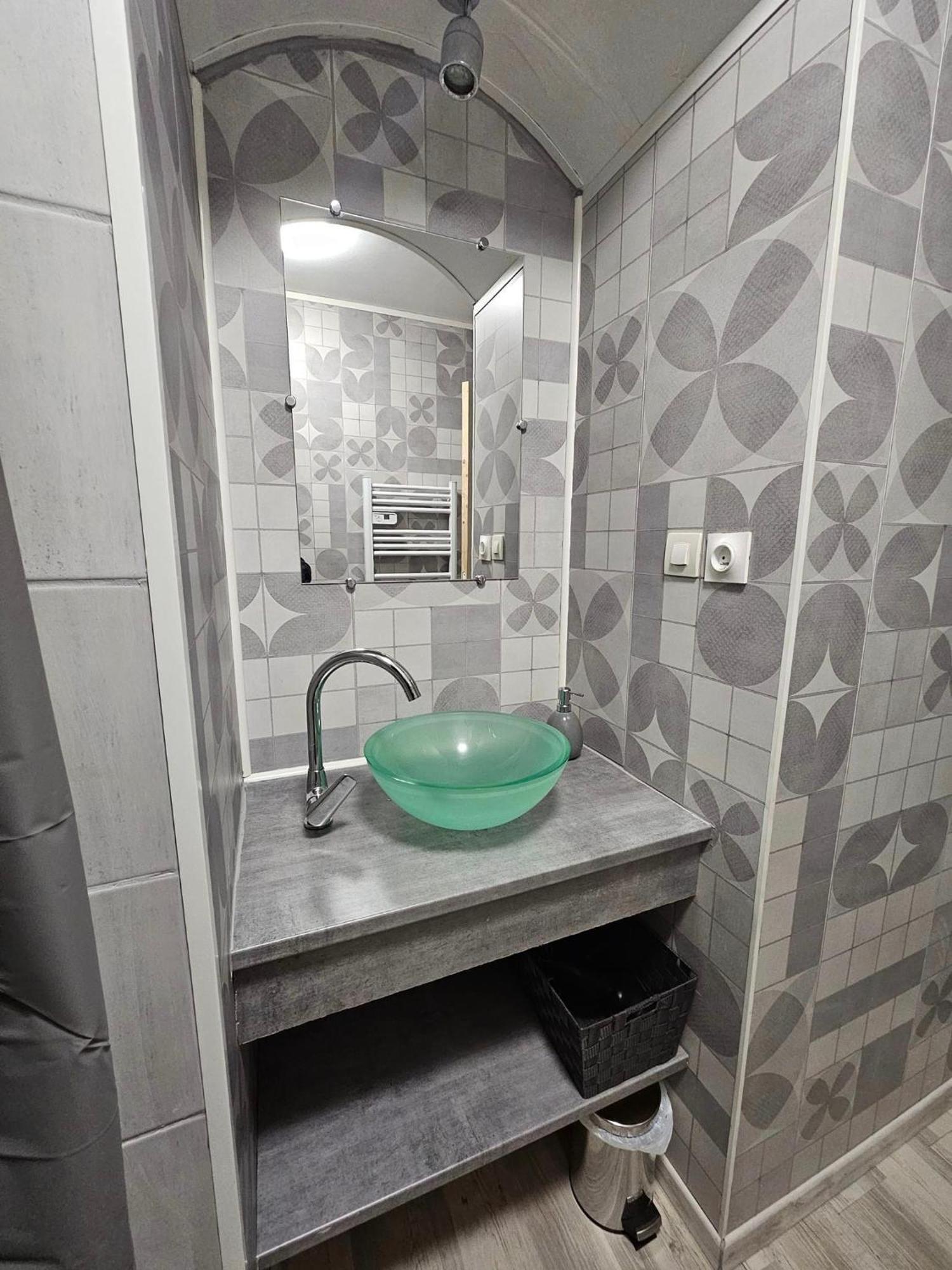 Location Saisonniere Apartment Coursan Exterior foto