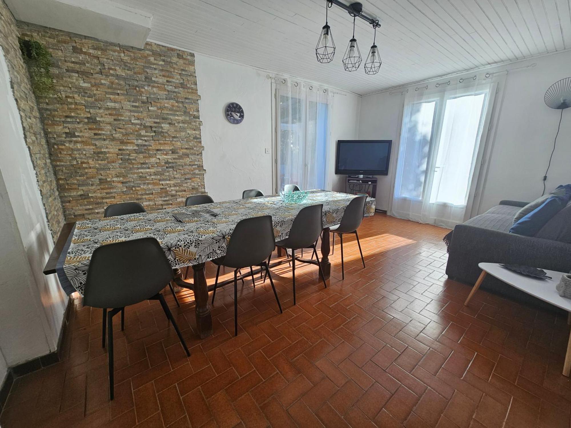 Location Saisonniere Apartment Coursan Exterior foto